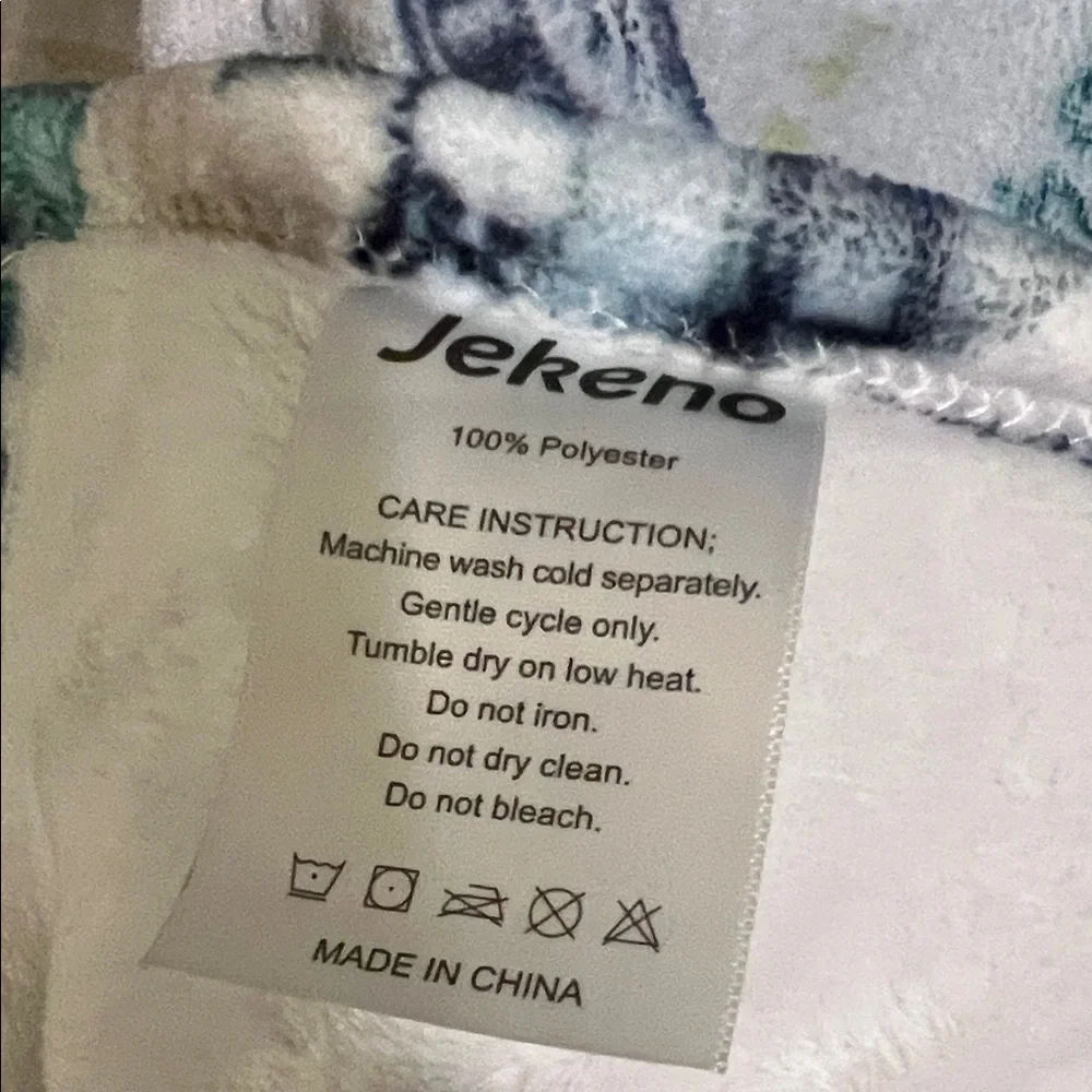 0344*Money Print Blanket “51 X 59” 2026 Fire Horse Year. Never used